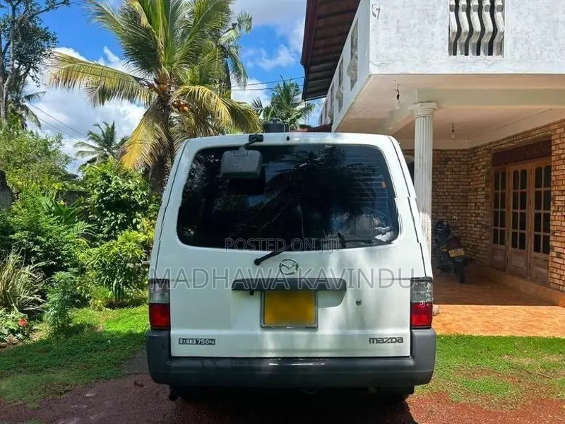 Mazda Bongo Vanette 2005