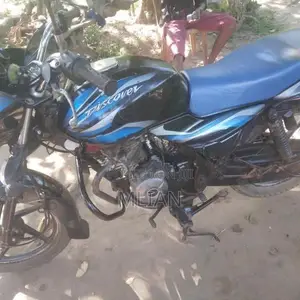 Bajaj Discover 2011