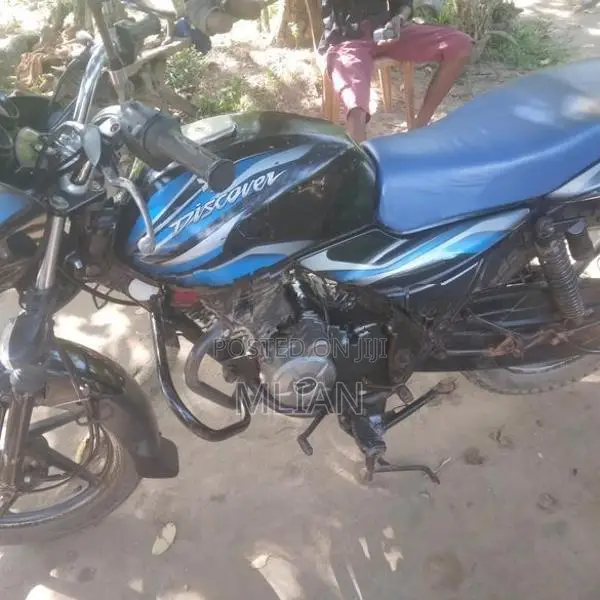 Bajaj Discover 2011