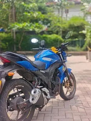 Suzuki Gixxer SF 2015