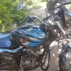 Bajaj Discover 2011