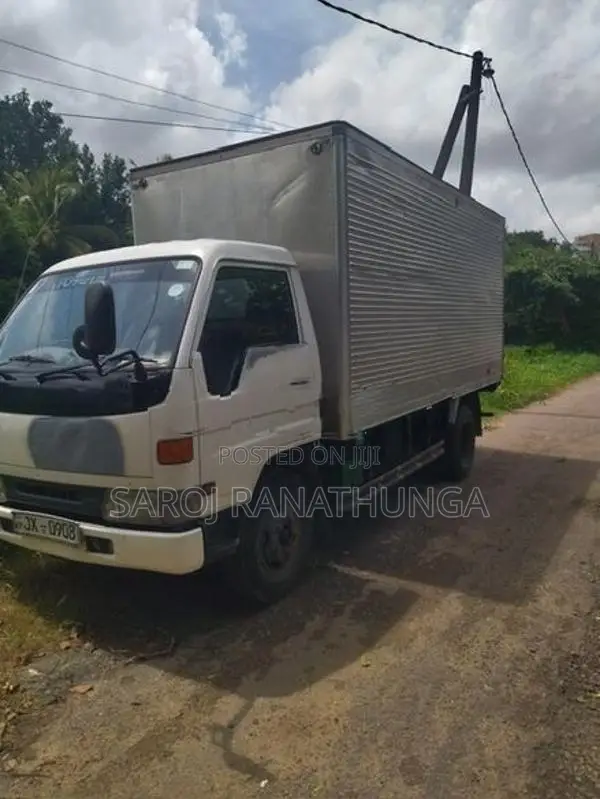 Toyota Hino 15B 1999