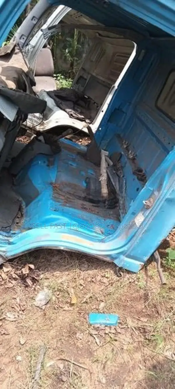 Isuzu Face Panel