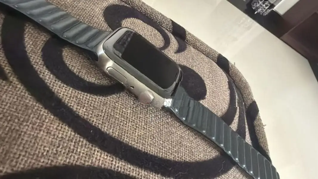 Apple Series 7 Cellular Watch