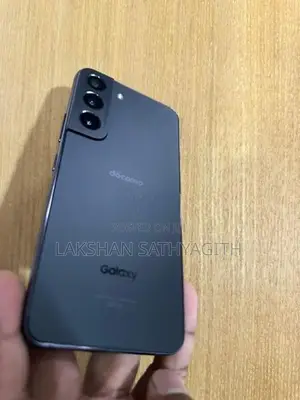 Samsung Galaxy S22 Model: SC-51C (Used)