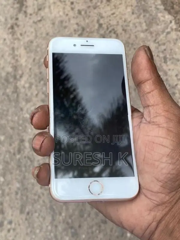 Apple iPhone 8 (Used)