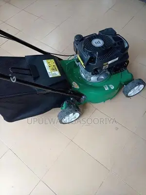 Grass lawn mover