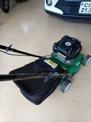 Grass lawn mover