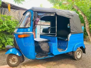 Bajaj RE 2005