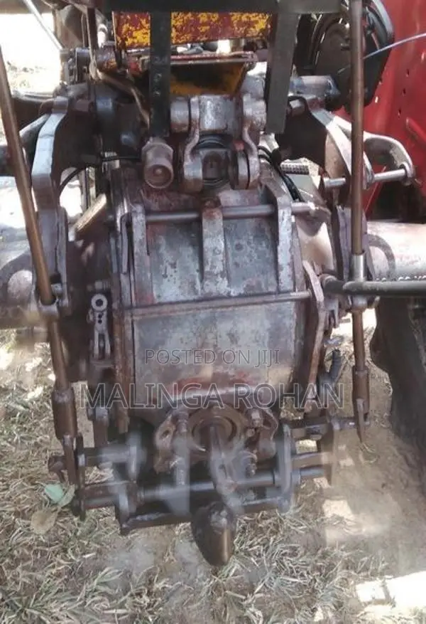 Massey Ferguson 135 DL 1982