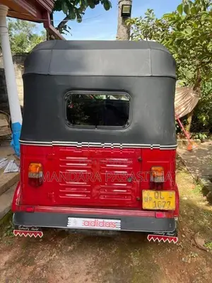 Bajaj RE 2007