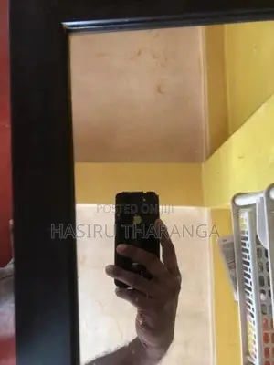 Apple iPhone 8 (Used)