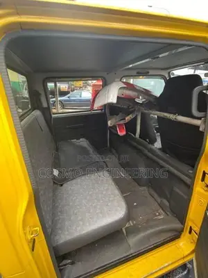 Isuzu Elf Crew cab Cabin