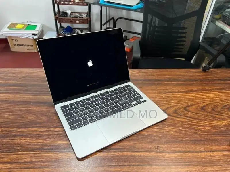 Applee Macbook Air M4