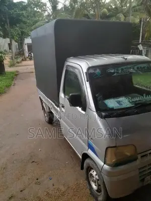 Suzuki Carry 2001