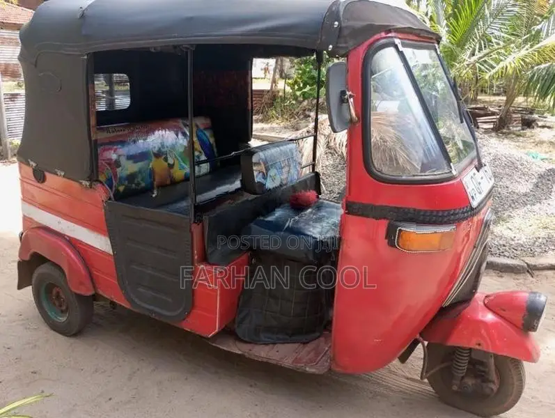 Bajaj RE 2006