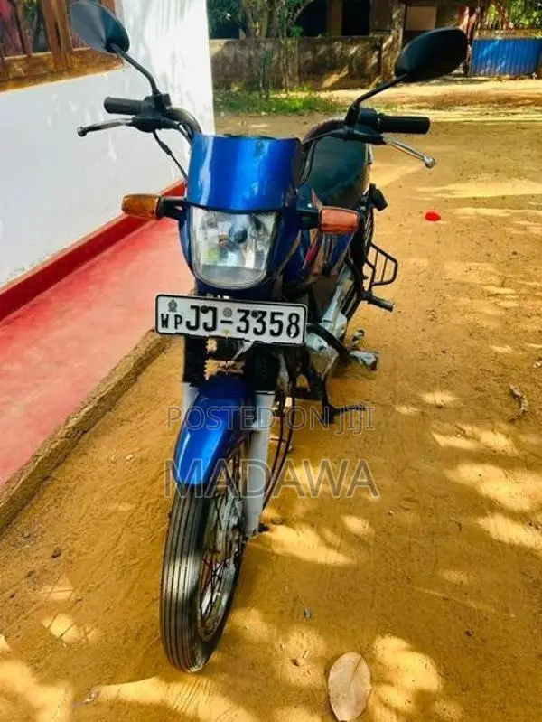 Bajaj Byk 100 2004