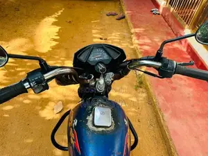 Bajaj Byk 100 2004
