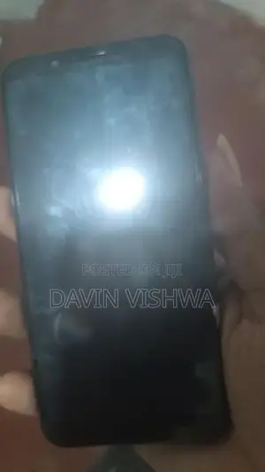Oppo A83 (Used)