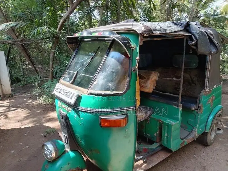 Bajaj RE 1998