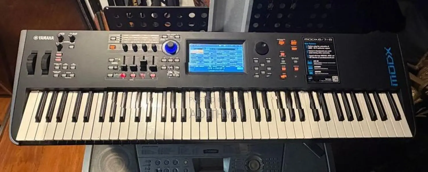 Yamaha MODX7 76-Key Workstation Keyboard