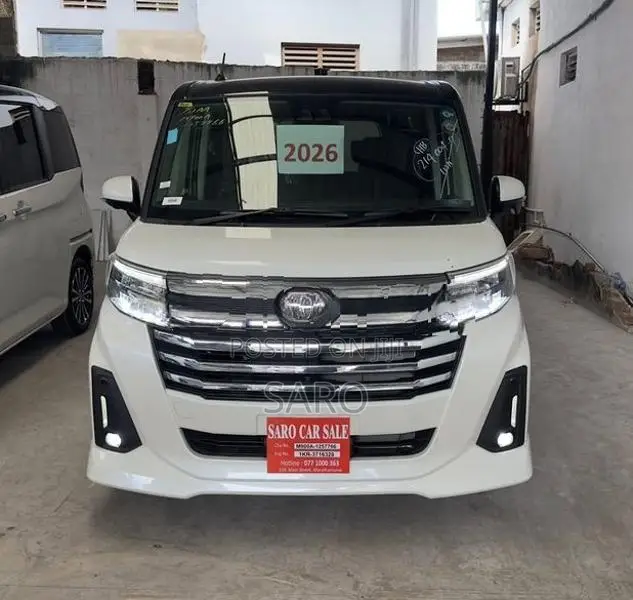 Toyota Roomy Custom GT 4way Cam 2026