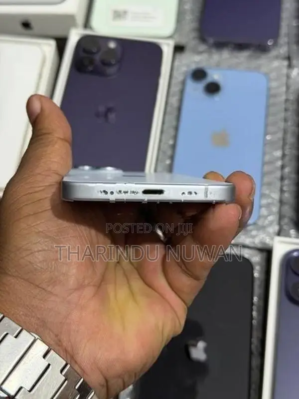 Apple iPhone 15 128GB (Used)