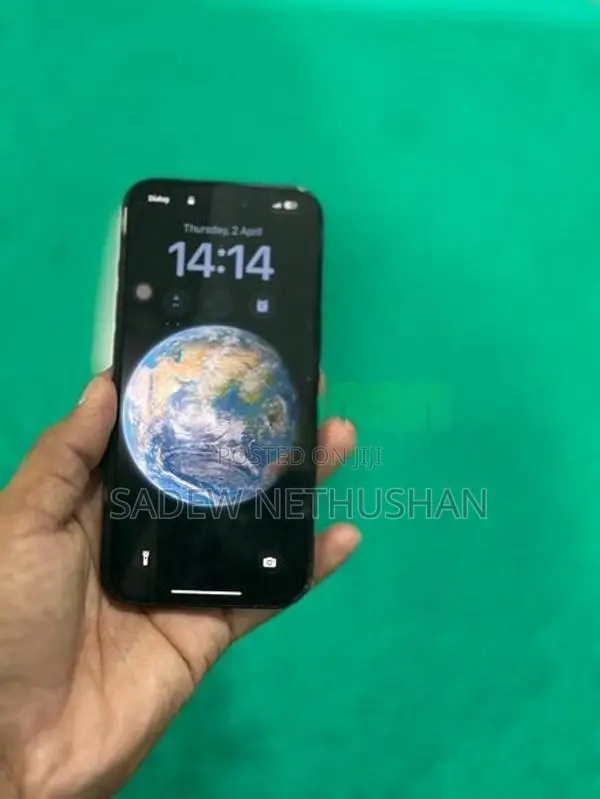 Apple iPhone 15 (Used)