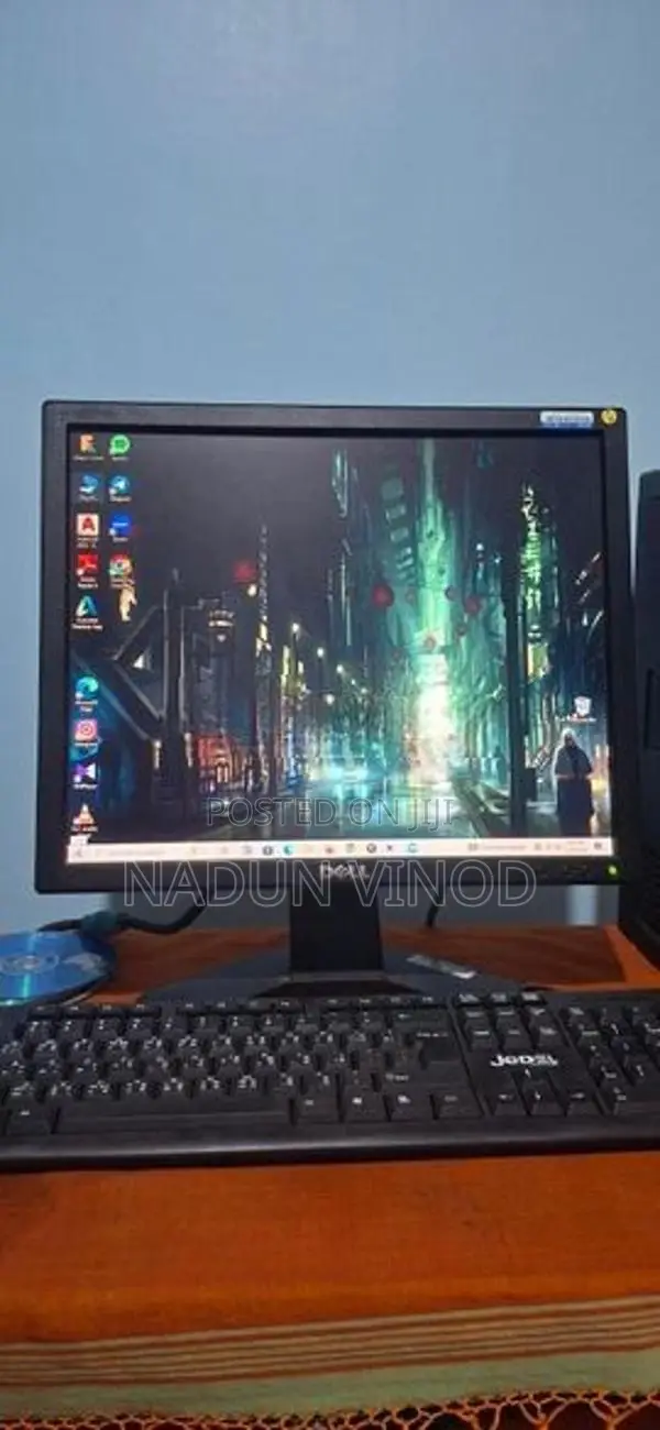 desktop pc with monitor