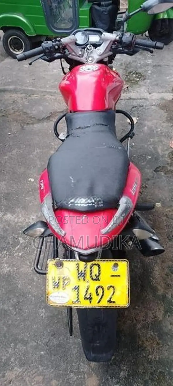 Bajaj Pulsar 135 2010