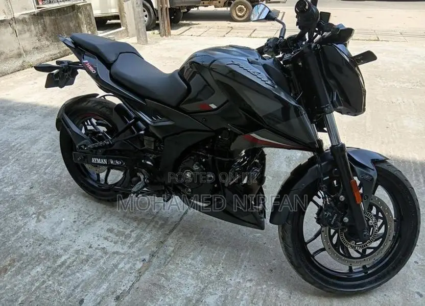 Bajaj Pulsar N160 2025