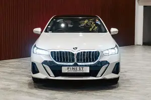 BMW 525i 525Li LONG WHEEL 2025