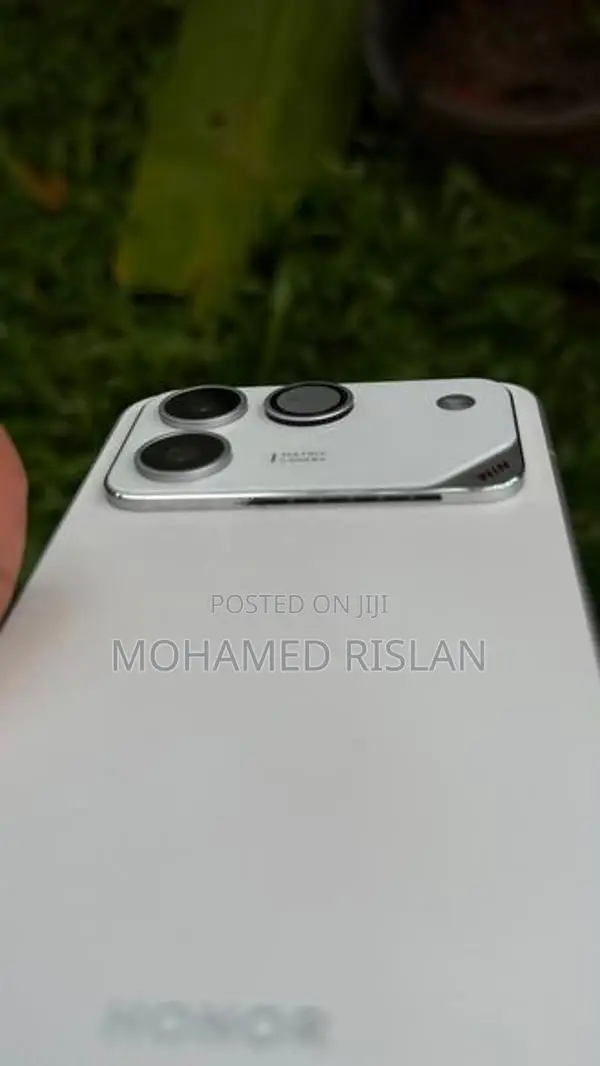 Honor Win RT (Used)