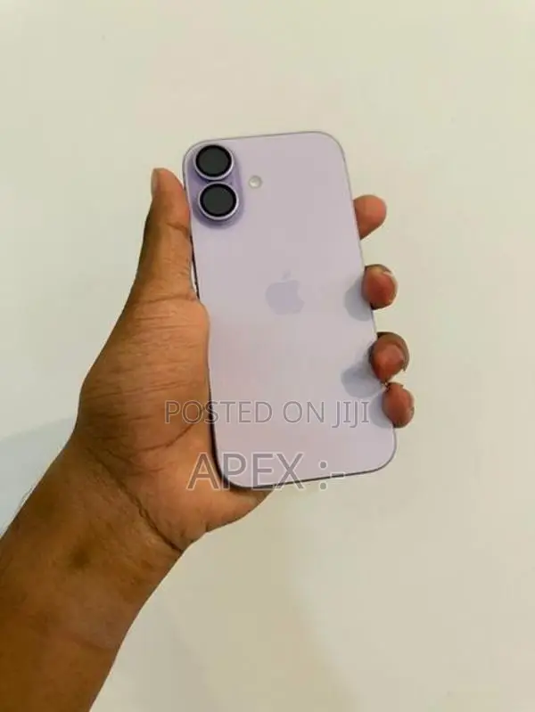 Apple iPhone 17 256GB (Used)