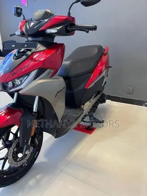 Hero XOOM 125R 2026