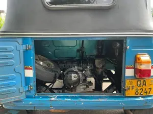 Bajaj RE 2 Stroke 2005