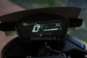 Hero Hunk 160R 4V 2025