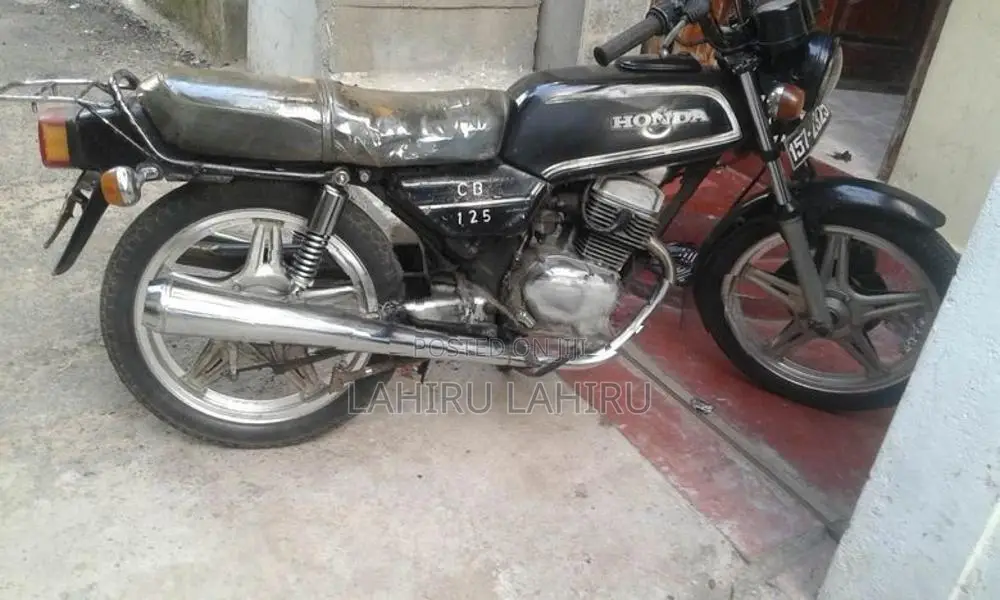 Honda CB 125 2021