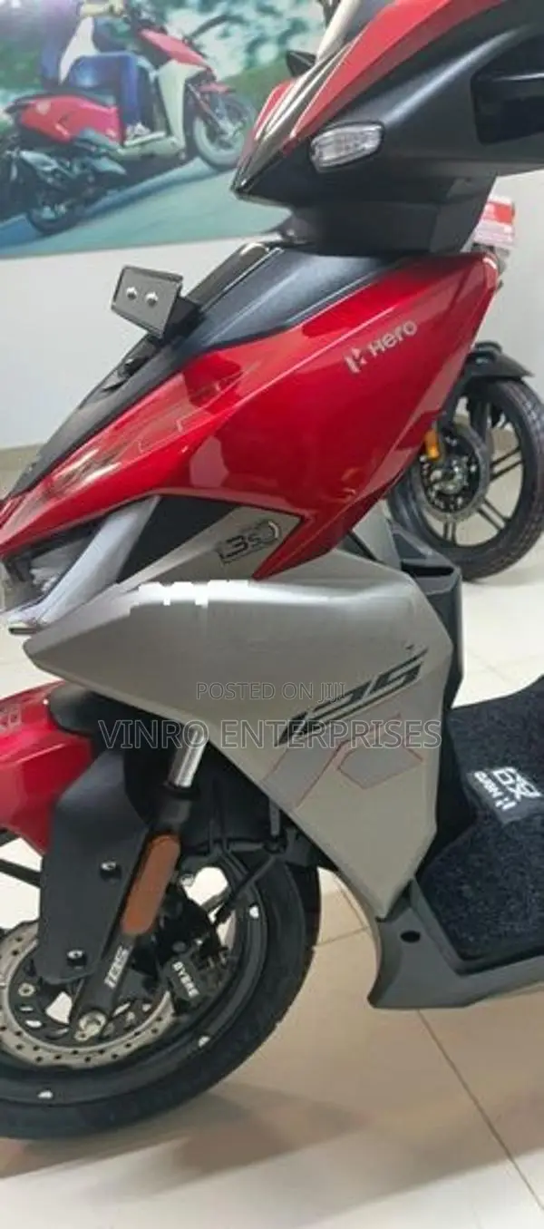 Hero XOOM 125R 2026