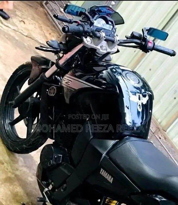 Yamaha FZ S 2015