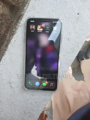 Apple iPhone XS Max (Used)