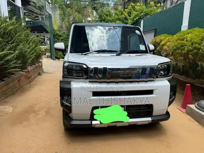 Daihatsu Taft G 2025
