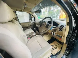 Nissan Navara 2008