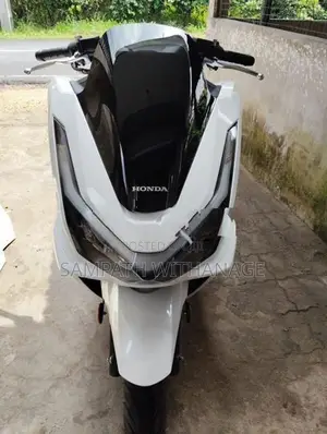 Honda PCX 160 2025