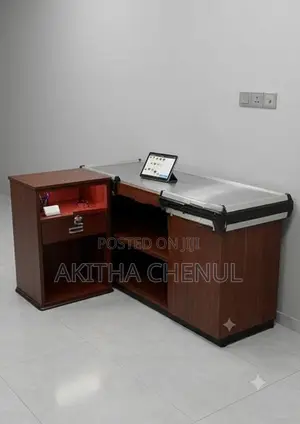 Cashier Table