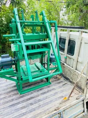 Block Gal Machine