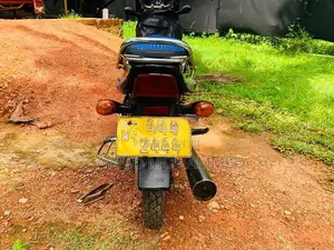 Bajaj CT100 2013