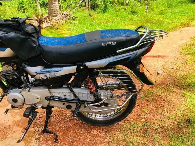 Bajaj CT100 2013