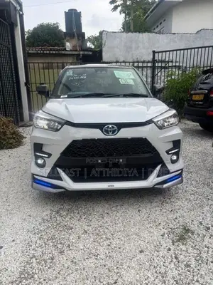 Toyota Raize A/parkig BSM 2026