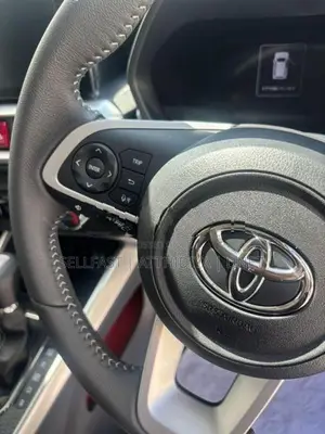 Toyota Raize A/parkig BSM 2026